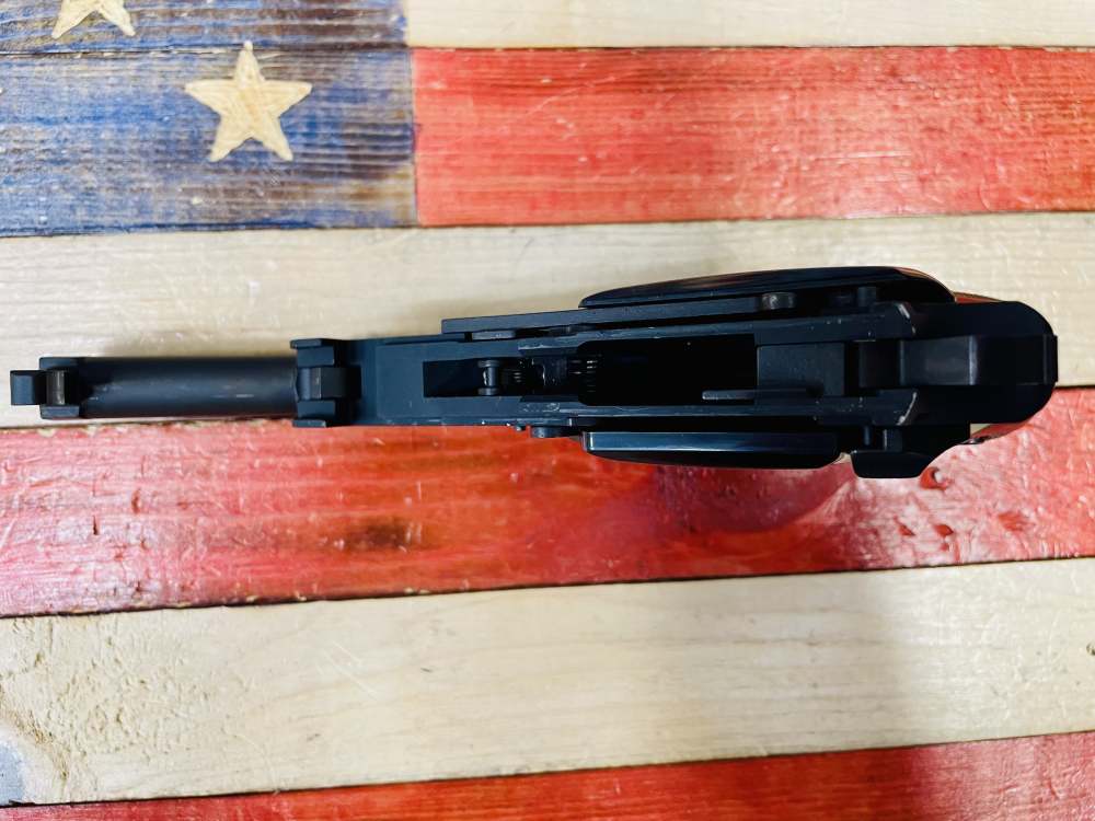 Beretta 21-A Bobcat 22LR-img-4