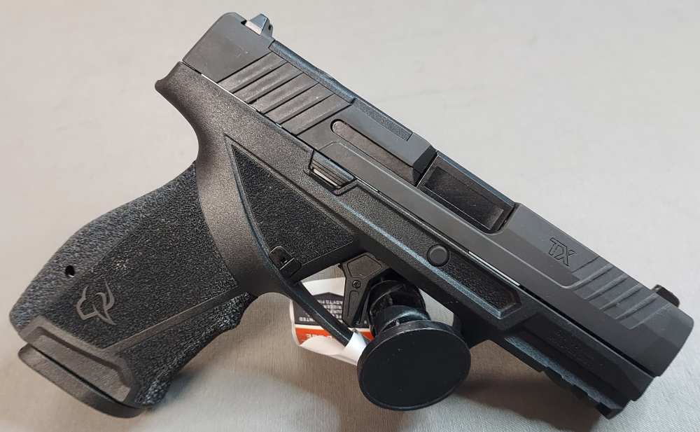 Taurus TX9 Compact TORO Semi-Auto Pistol 9mm 4" Barrel 15 Rounds 1-TX9C441-img-1