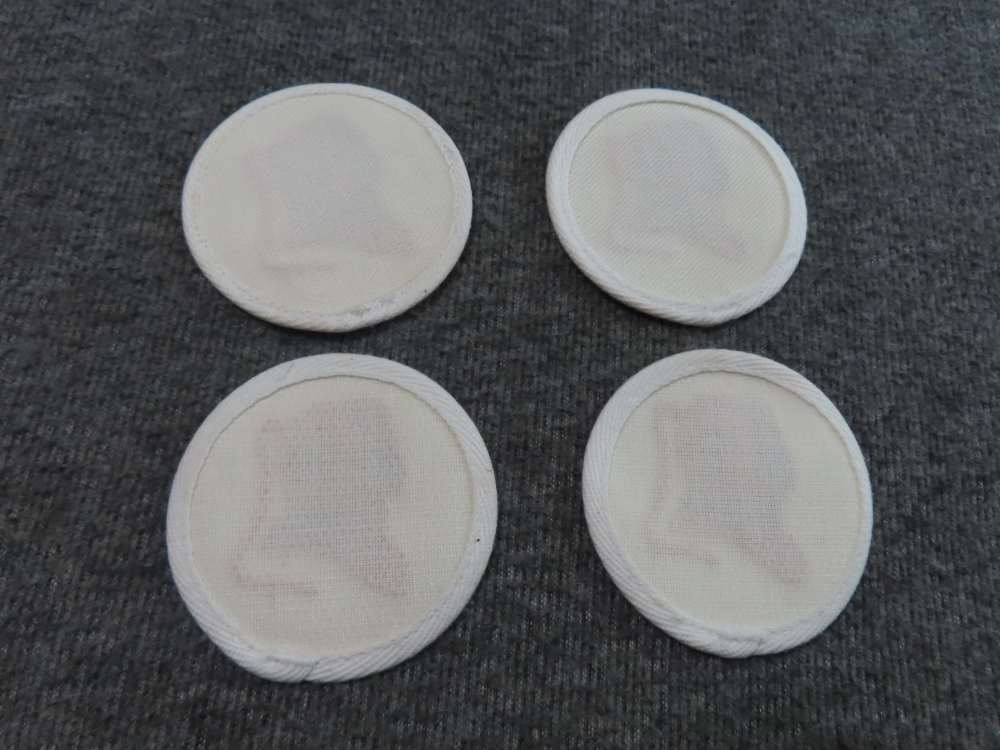 34 PIECE SOVIET RUSSIAN AND EAST GERMAN MILITARY PATCHES, COLLAR TABS-img-2