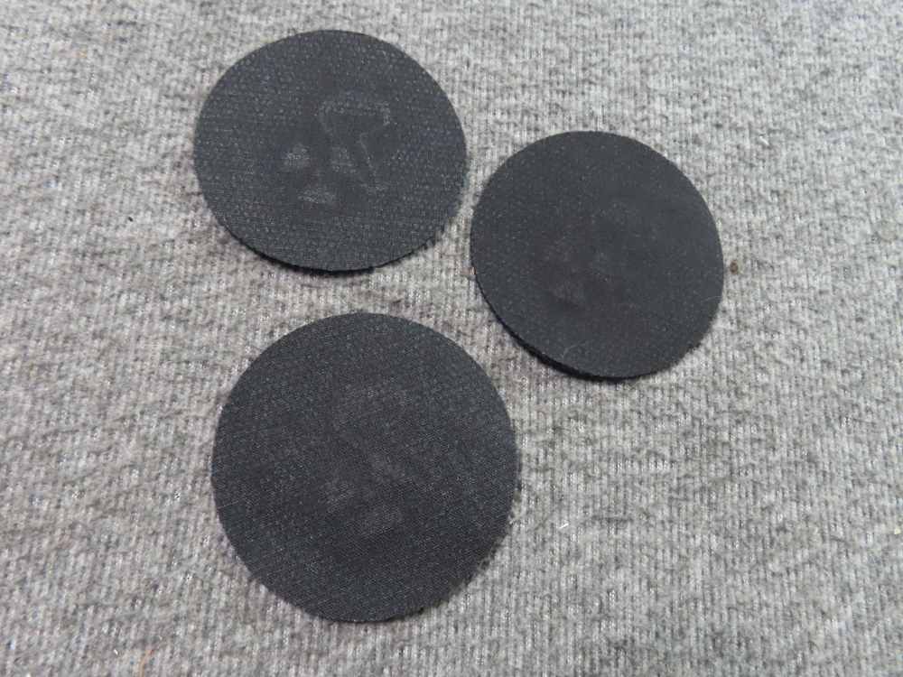 34 PIECE SOVIET RUSSIAN AND EAST GERMAN MILITARY PATCHES, COLLAR TABS-img-6