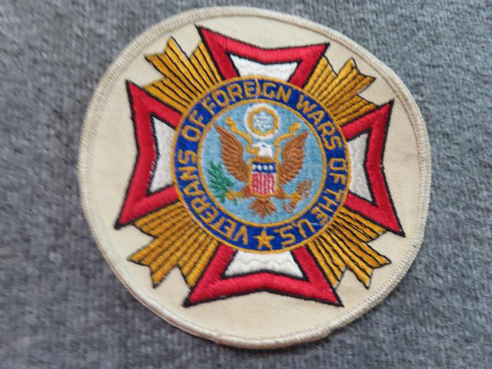 10 AMERICAN AND 12 BRITISH PATCHES, ALL CURRENT ISSUE AND IN EXCELLENT COND-img-14