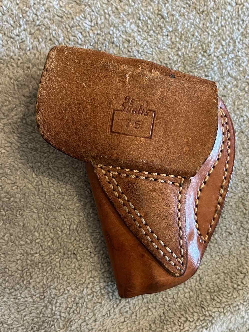 VINTAGE DeSANTIS No. 75 LEATHER  HOLSTER, FOR SMALL FRAME AUTO-img-1