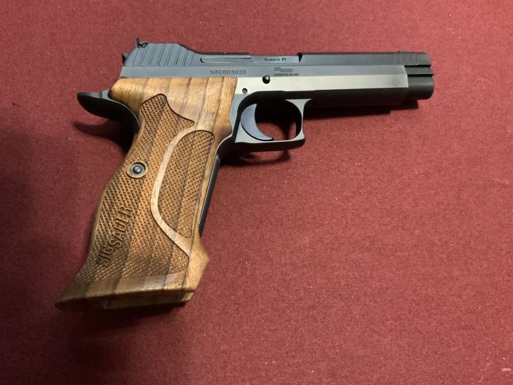 Sig P210 Target-American 9MM-4 mags case/papers-img-1