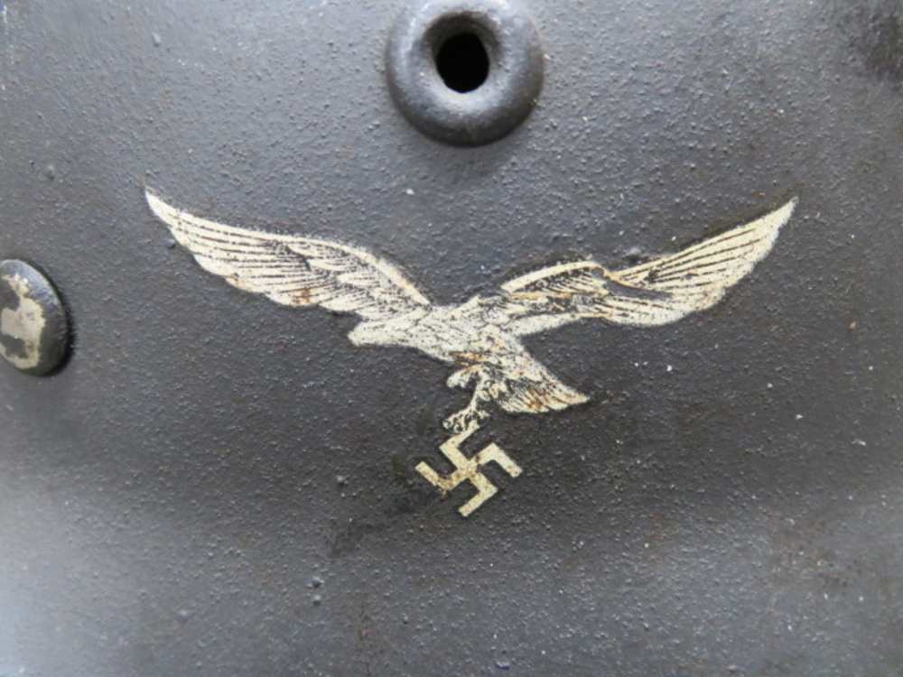 WWII GERMAN LUFTWAFFE SINGLE DECAL M40 HELMET-ORIGINAL-img-1