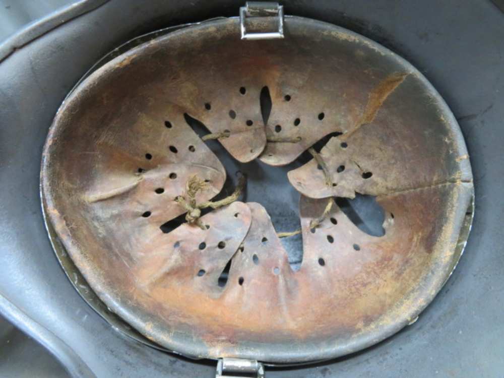WWII GERMAN LUFTWAFFE SINGLE DECAL M40 HELMET-ORIGINAL-img-7