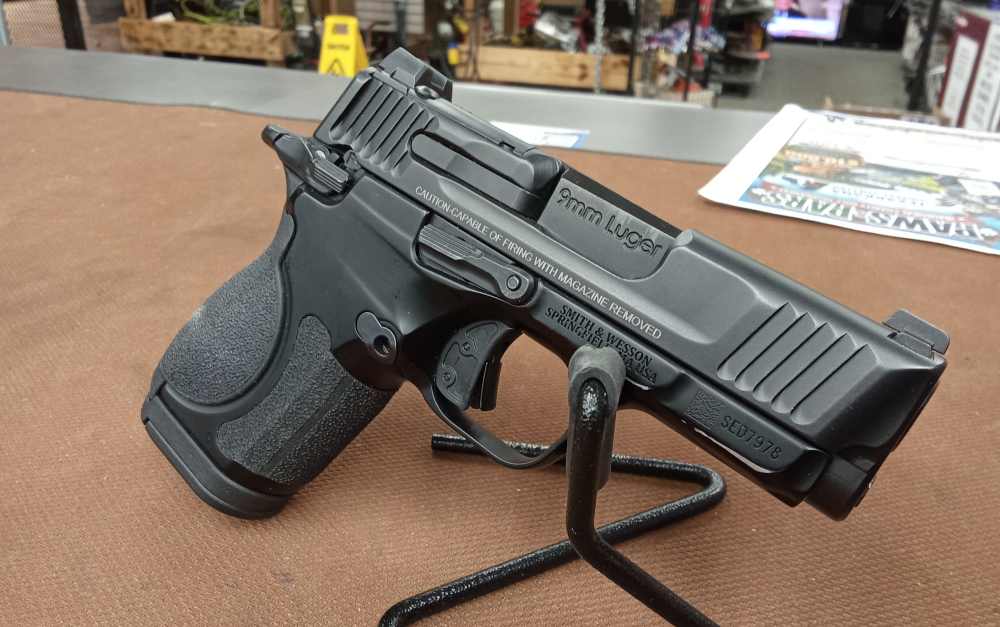 Smith & Wesson CSX E-SERIES 9mm pistol -img-7