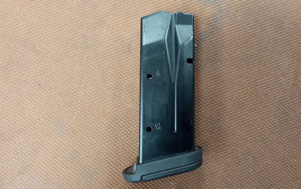 Smith & Wesson CSX E-SERIES 9mm pistol -img-8