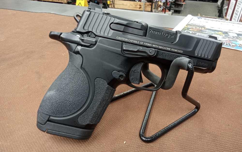 Smith & Wesson CSX E-SERIES 9mm pistol -img-5