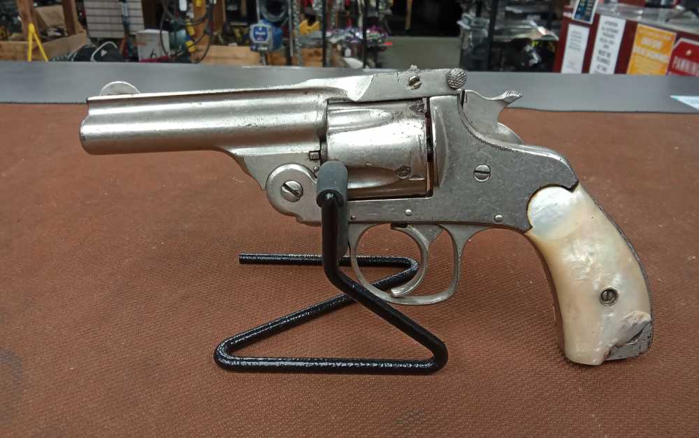 Forehand Arms Top Break 32 S&W Revolver PEARL GRIPS -img-0