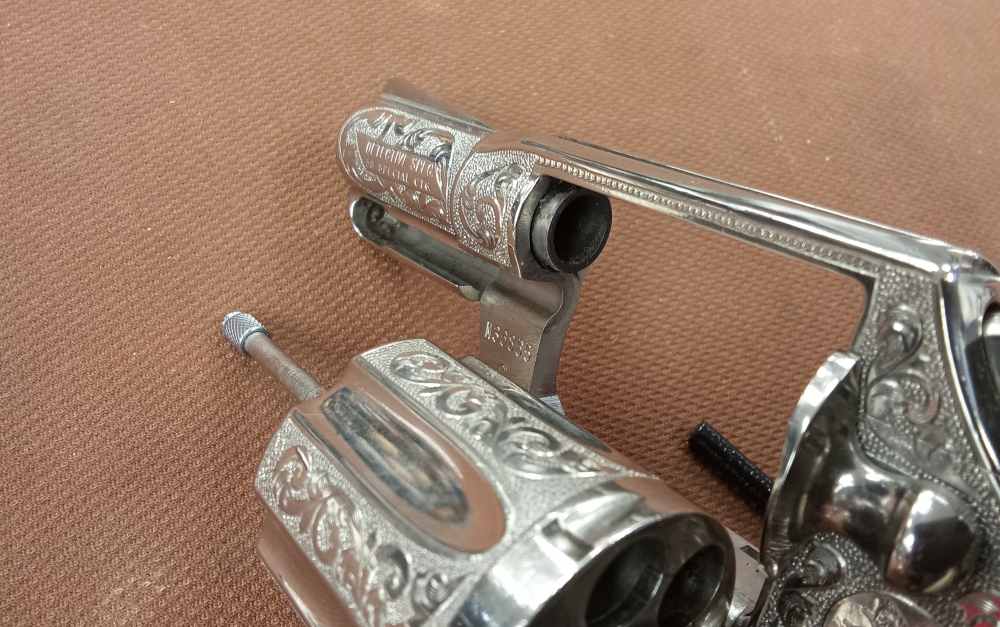 Colt detective special CUSTOM ENGRAVED.38 SPL Revolver -img-14