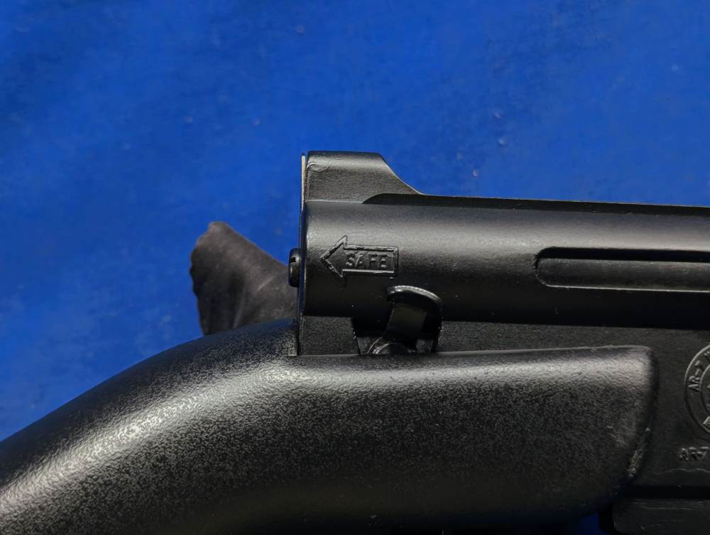 Nice AR-7 Explorer 22 Survival  Takedown Charter Armilite-img-23