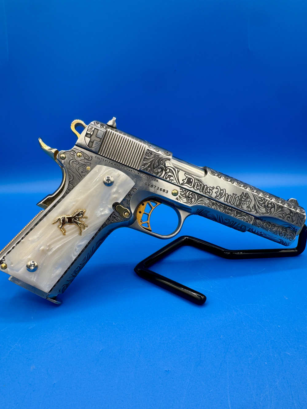 Colt 1911 Government Polished SS with GOLD trim Custom ENGRAVED-img-4
