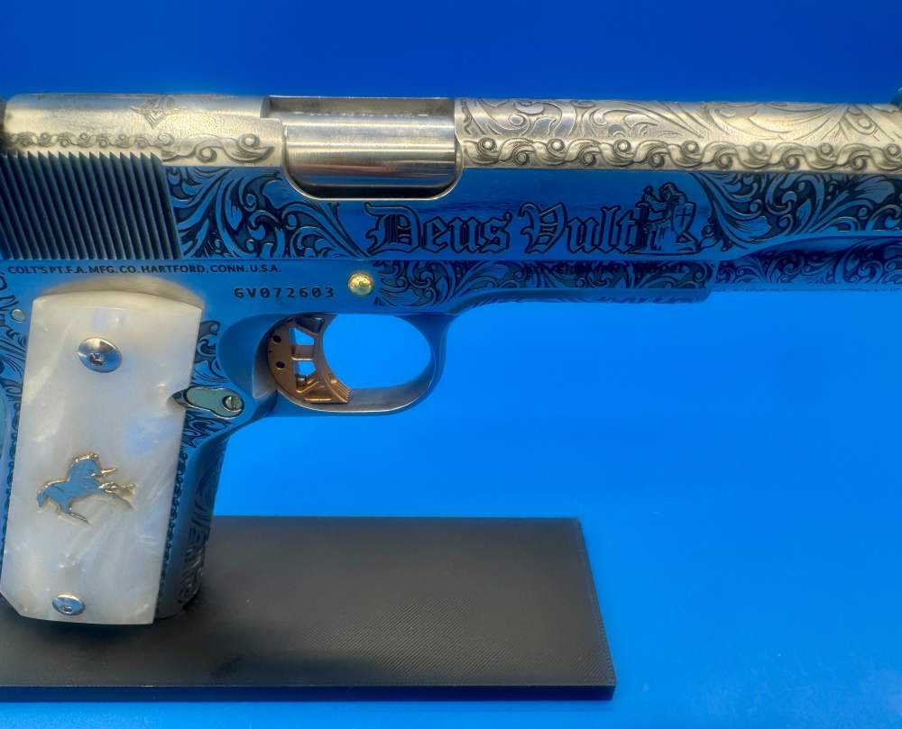 Colt 1911 Government Polished SS with GOLD trim Custom ENGRAVED-img-14