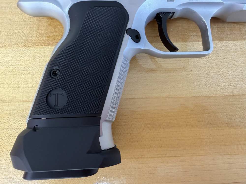 Tanfoglio Defiant Limited Master Duo Semi-Auto Race Pistol in .38 SUPER -img-6