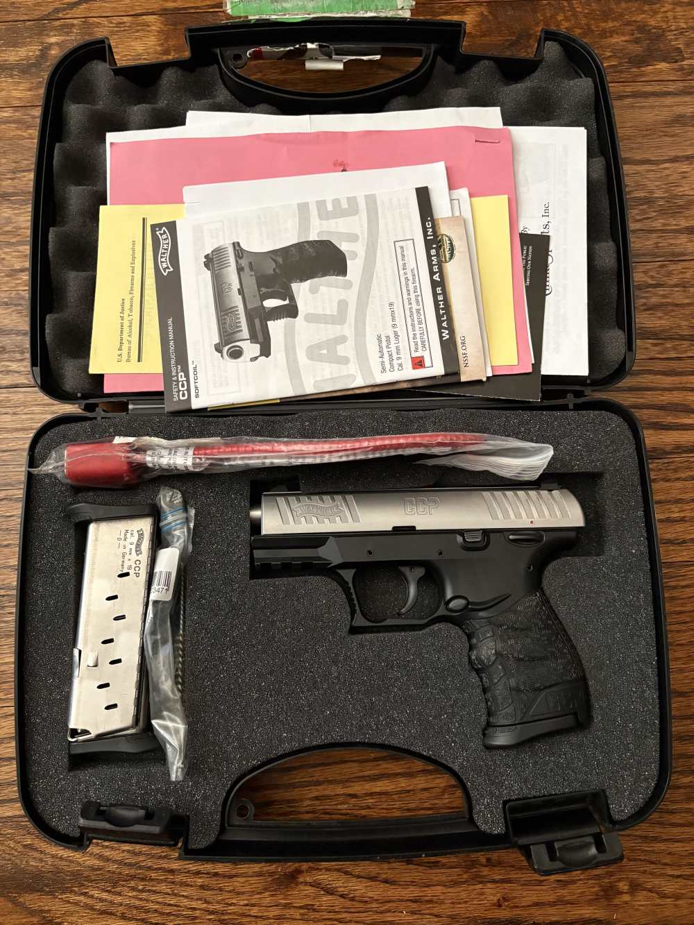 LNIB Walther CCP dual tone 3 mags-img-0