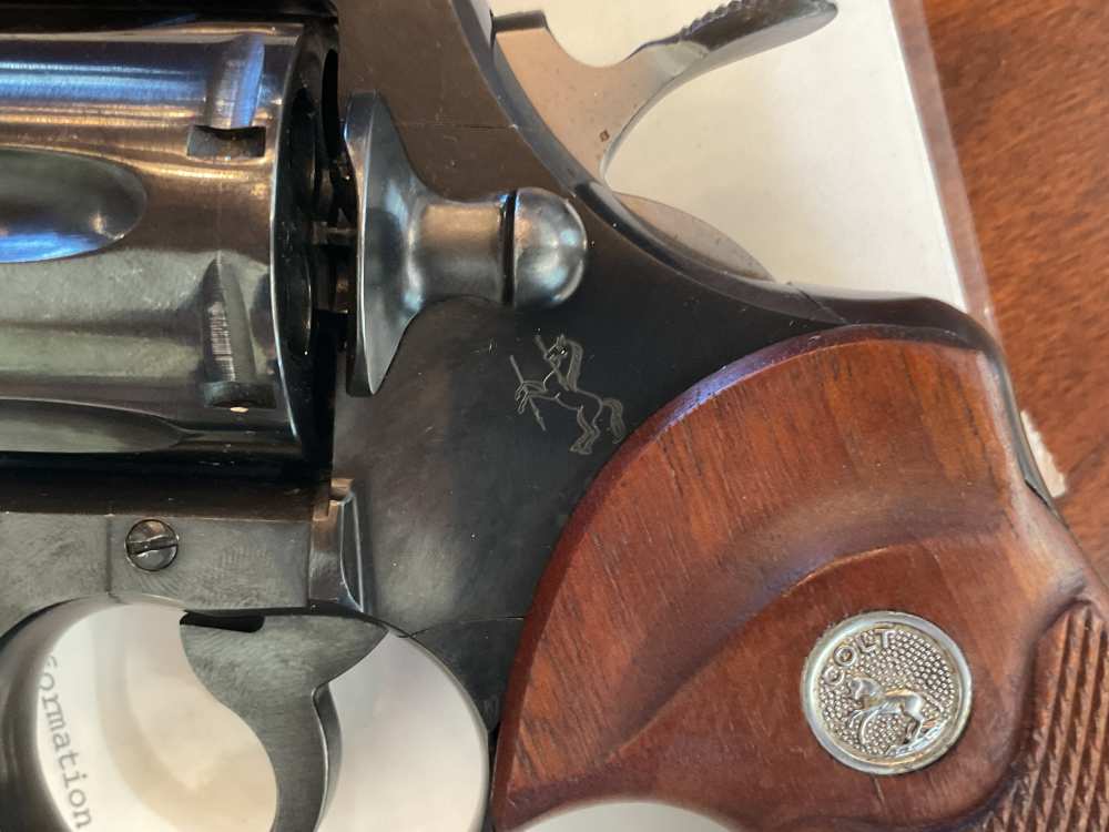 USMC Colt Officers Model Match .38  MINT!-img-13