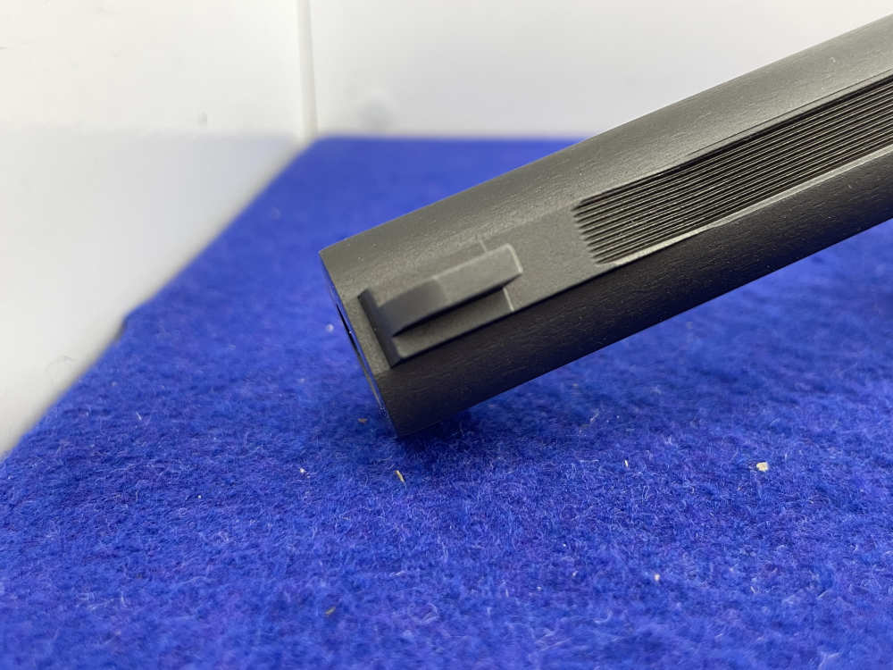 Smith & Wesson Model 41 .22 LR 5.5" Blued *PRECISE TARGET RIMFIRE PISTOL*-img-28