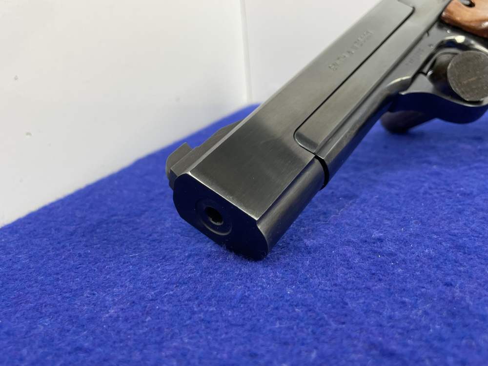 Smith & Wesson Model 41 .22 LR 5.5" Blued *PRECISE TARGET RIMFIRE PISTOL*-img-12