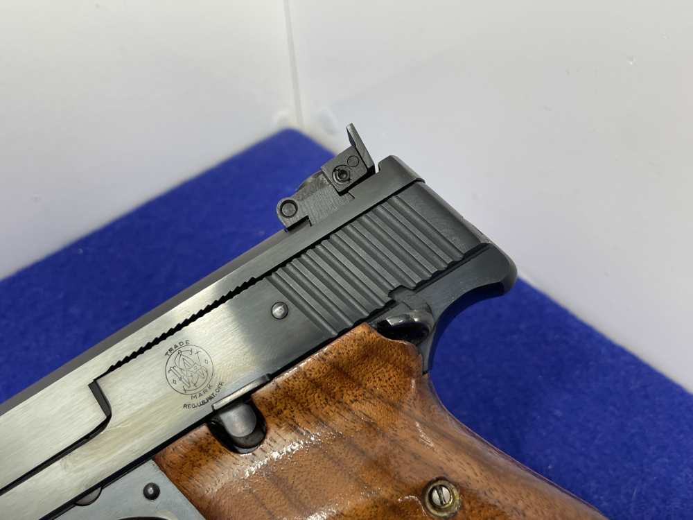 Smith & Wesson Model 41 .22 LR 5.5" Blued *PRECISE TARGET RIMFIRE PISTOL*-img-8