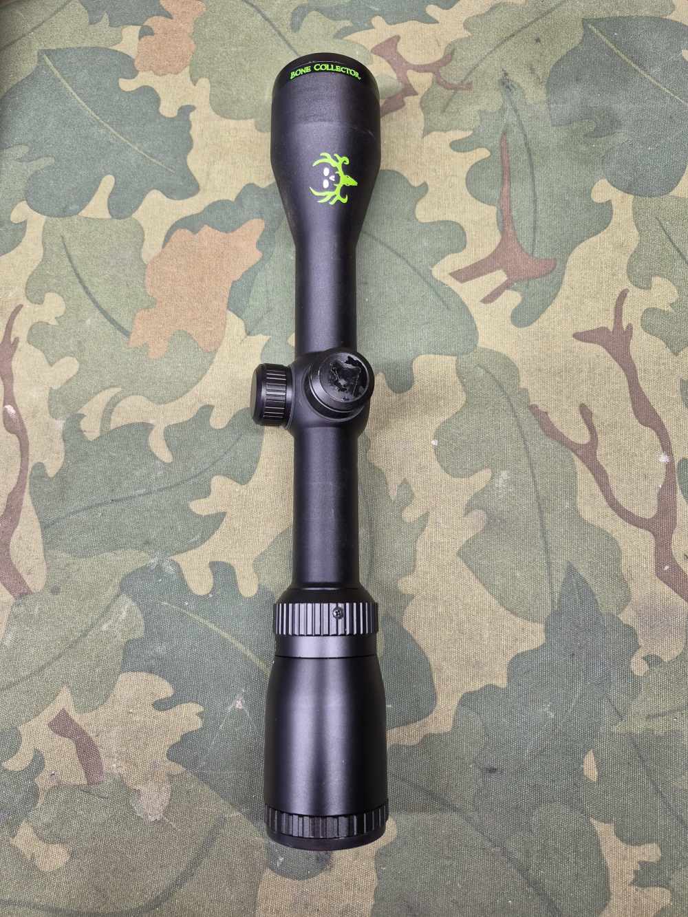 Bushnell Bone Collector 73-3960BC -img-0