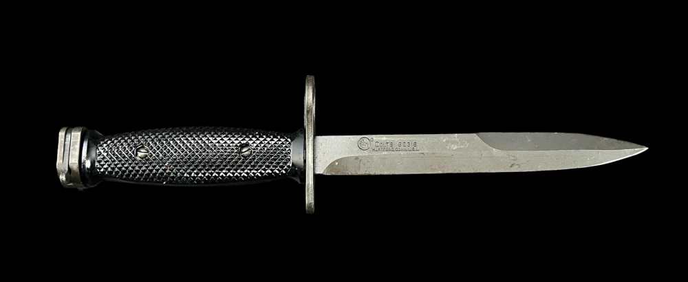 COLT - M-16 - VIETNAM WAR ERA - M7 - FACTORY BAYONET -img-2