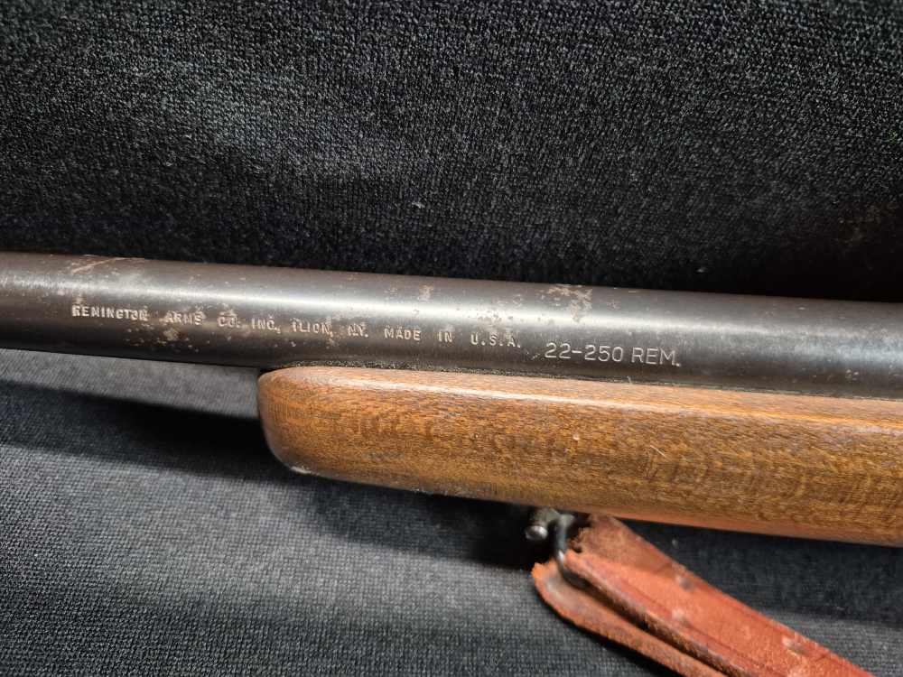 Remington 788 .22-250 Rem Bolt Action Rifle 24" w/ Scope 1970s-img-13