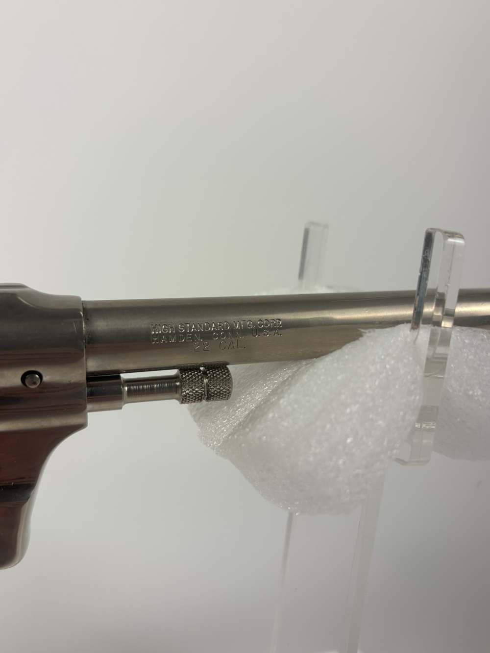 High Standard Sentinel deluxe (Model R-106) 22 LR 9 shot nickel -img-2