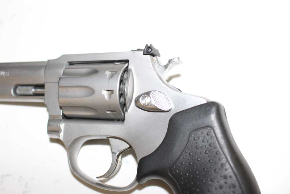 Taurus Model 94SS 9 shot 22LR revolver  Small Frame No Reserve-img-6