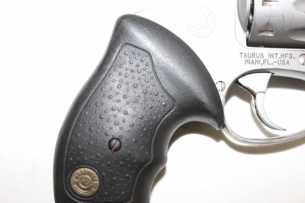 Taurus Model 94SS 9 shot 22LR revolver  Small Frame No Reserve-img-7