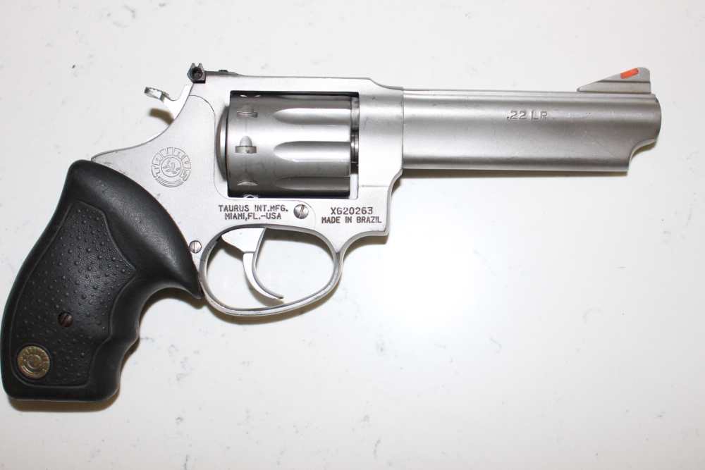 Taurus Model 94SS 9 shot 22LR revolver  Small Frame No Reserve-img-0