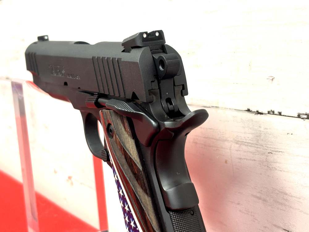 Factory New Taurus 1911 Commander .45 ACP Pistol No Reserve!-img-4