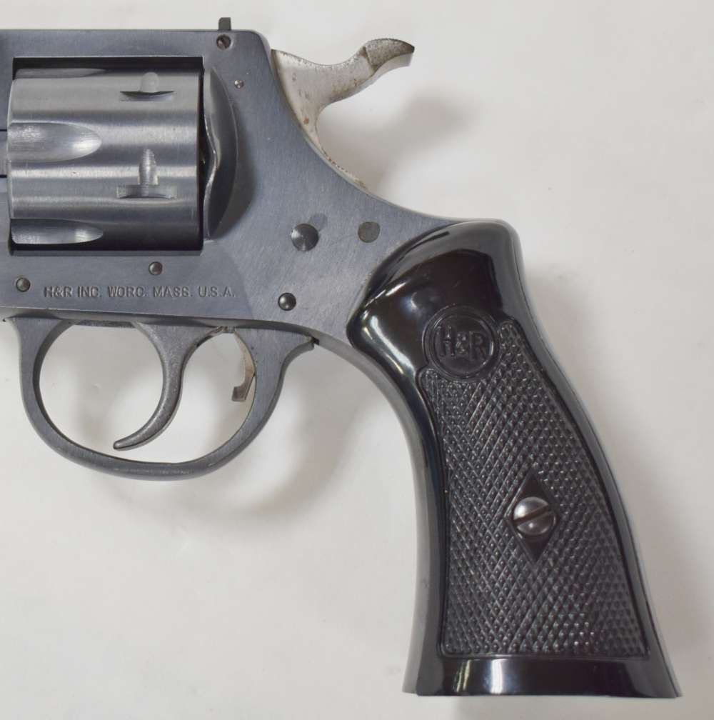 H&R MODEL 732 .32 S&W 4" S&WL MINTY C&R PENNY SALE 1969 BLUED NR-img-2