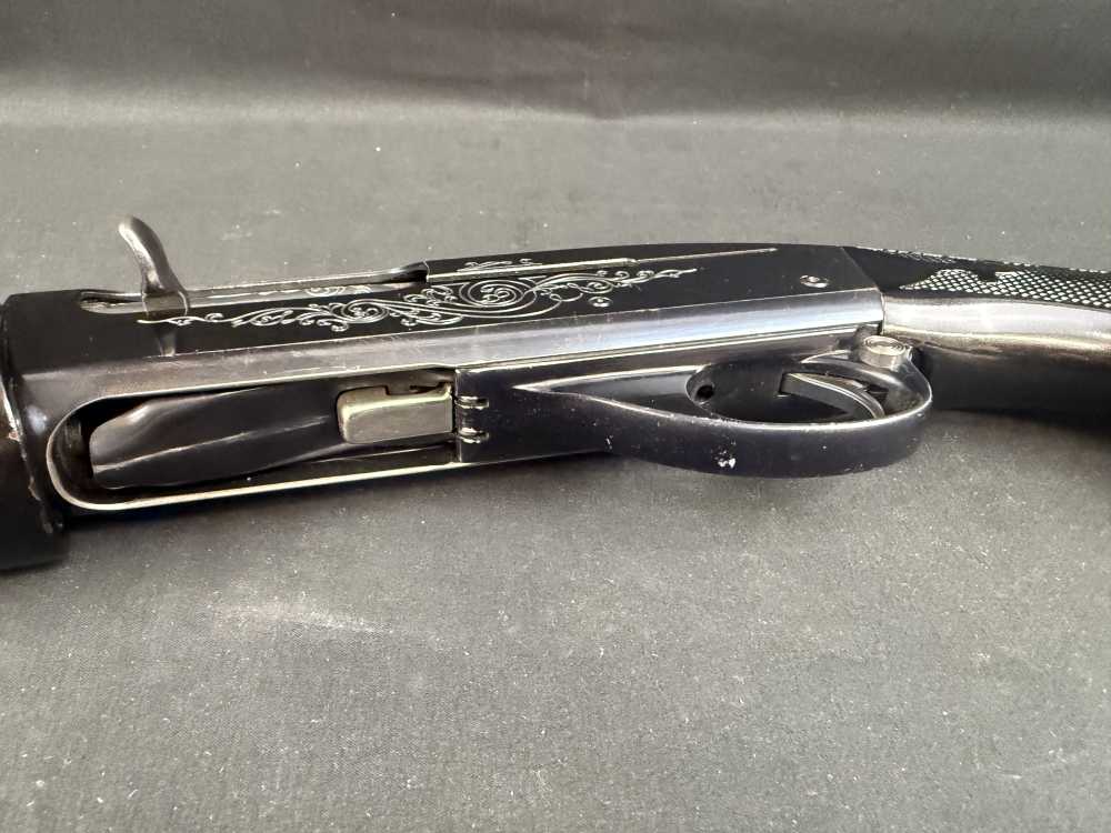 Remington 1100 LEFT HAND 12ga Semi Auto-img-10