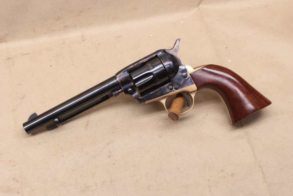 Stoeger Uberti Model 1873 Cattleman SAA 2011 .22 LR-img-0