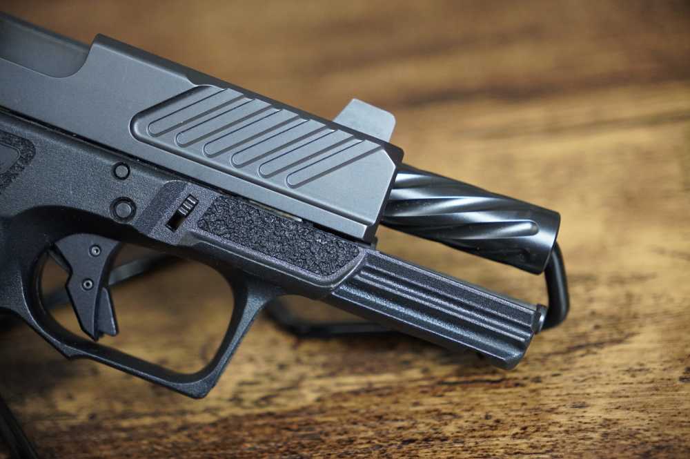 Shadow Systems MR920 Combat 9mm - pistol-img-3