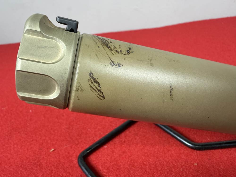 SureFire SOCOM556-RC2 Dark Earth (FDE) 5.56 Fast-Attach Suppressor-img-8