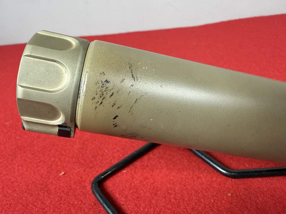 SureFire SOCOM556-RC2 Dark Earth (FDE) 5.56 Fast-Attach Suppressor-img-7