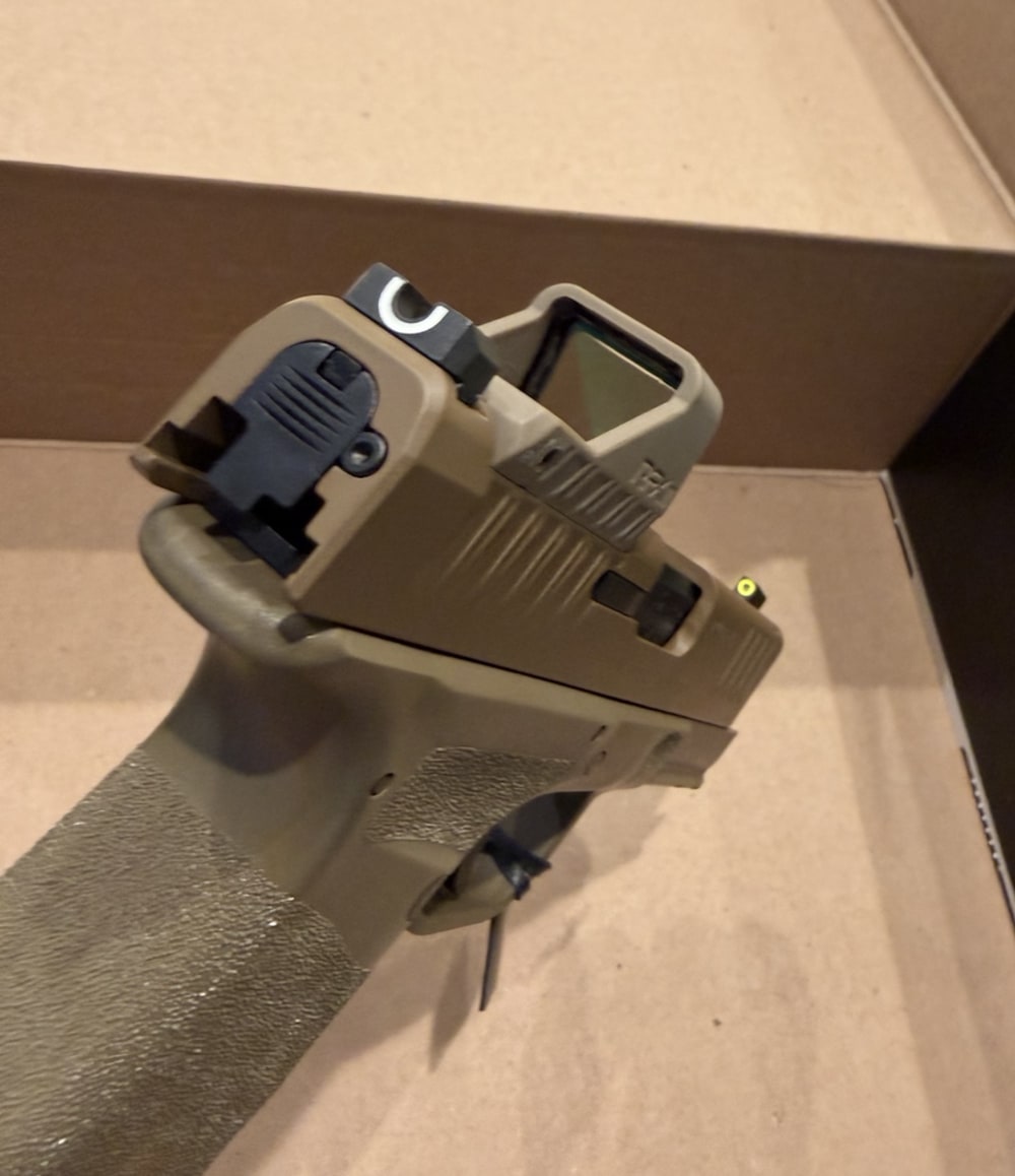 Springfield Armory Hellcat Pro OSP FDE Gear Pac 9mm w/ Viridian RFX11 Green-img-2