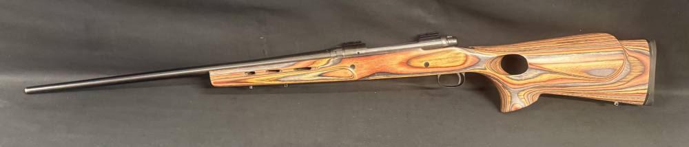 Savage 110 7mm Rem mag Laminate thumb hole stock-img-1