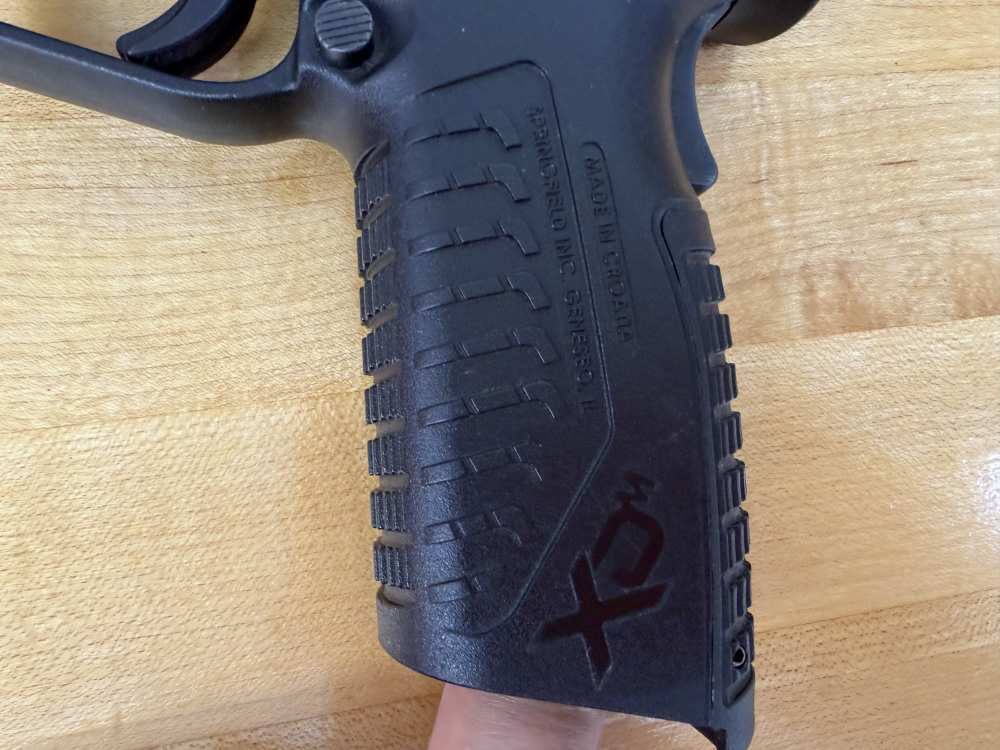 Springfield Armory XDm-40 Semi-Auto Pistol in .40S&W-img-13