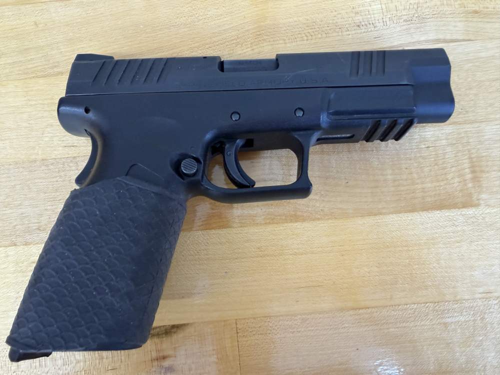 Springfield Armory XDm-40 Semi-Auto Pistol in .40S&W-img-3