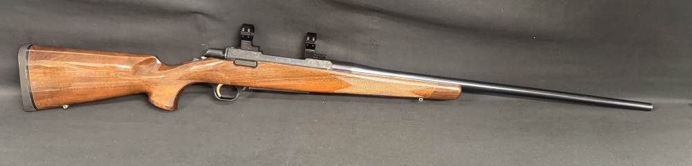 Browning A-Bolt MEDALLION 7mm Rem mag LEFT HANDED-img-1