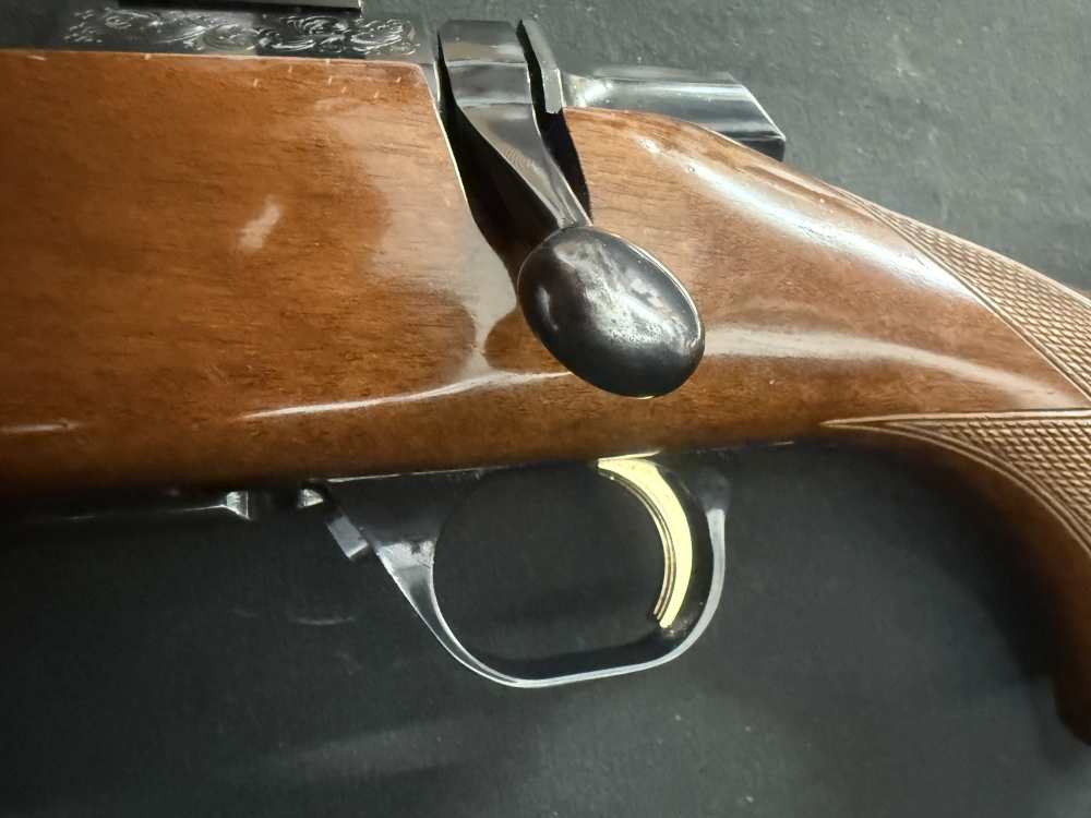 Browning A-Bolt MEDALLION 7mm Rem mag LEFT HANDED-img-16