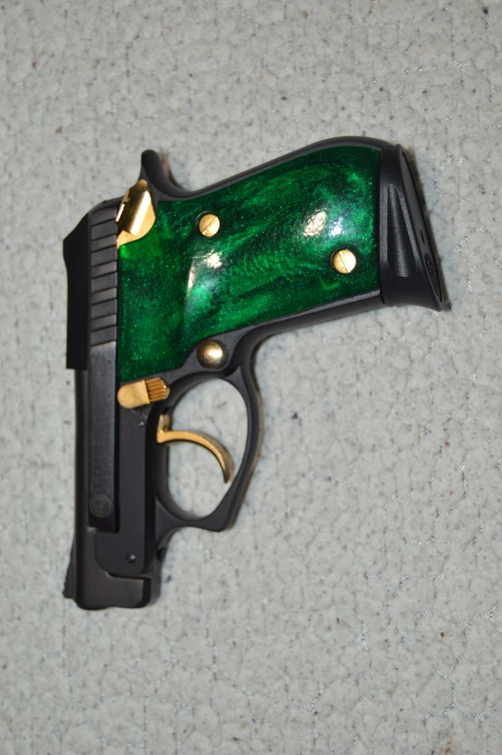 GOOD Older Vintage Taurus PT-22 2 Mags Upgrades Green Grip Gold Accents -img-6
