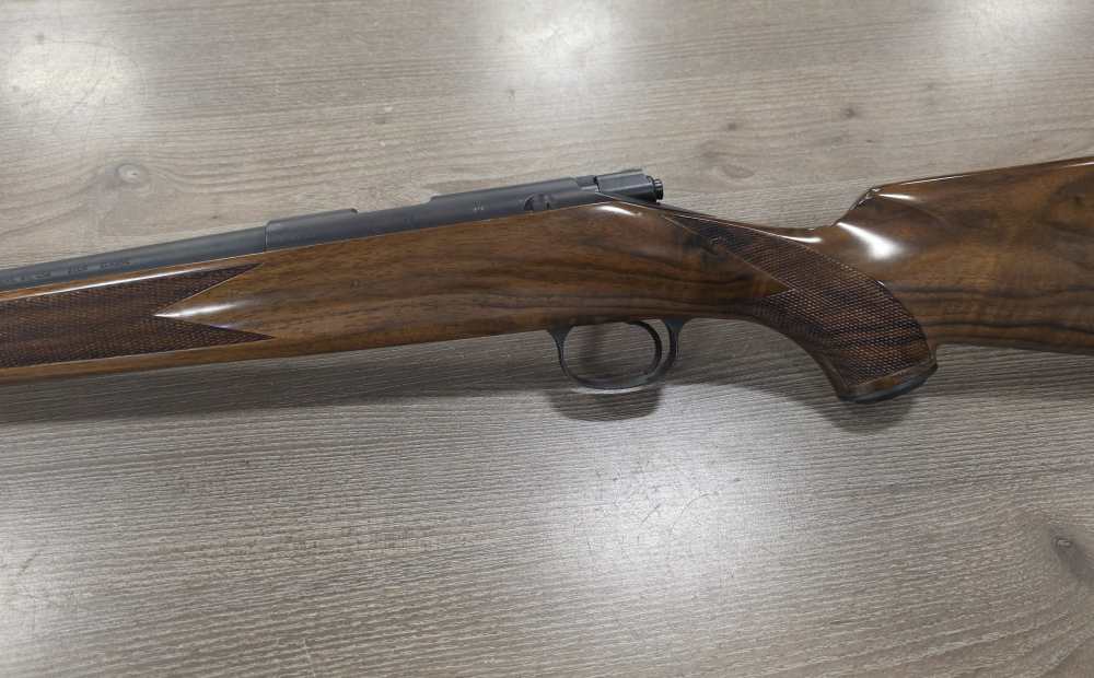 Kimber Model K22 Classic .22LR Bolt Action 22" High Grade Stock-img-6
