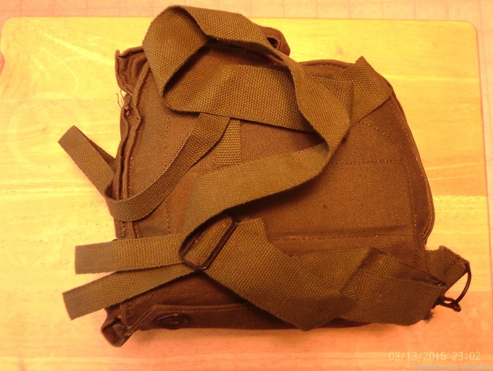 M17A1 gas mask NIB -img-2