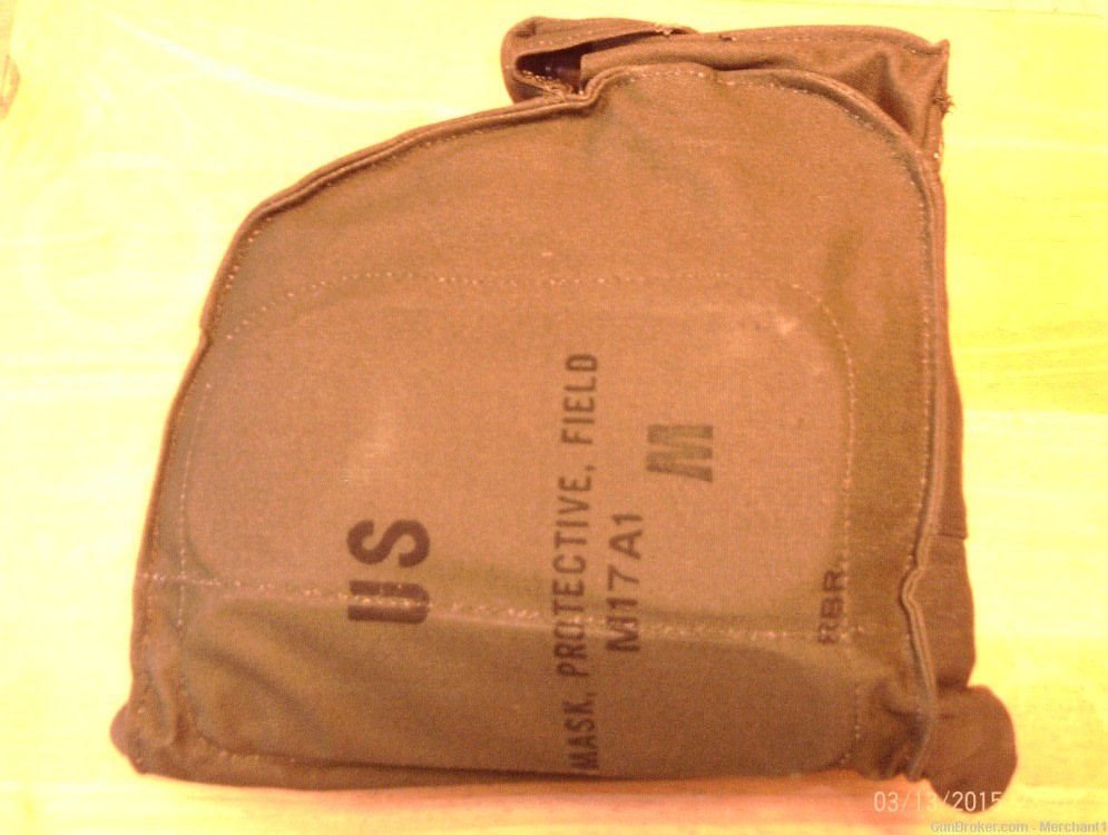 M17A1 gas mask NIB -img-1