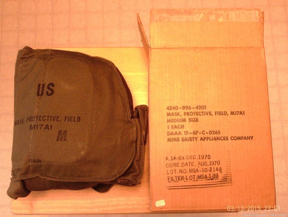 M17A1 gas mask NIB -img-0