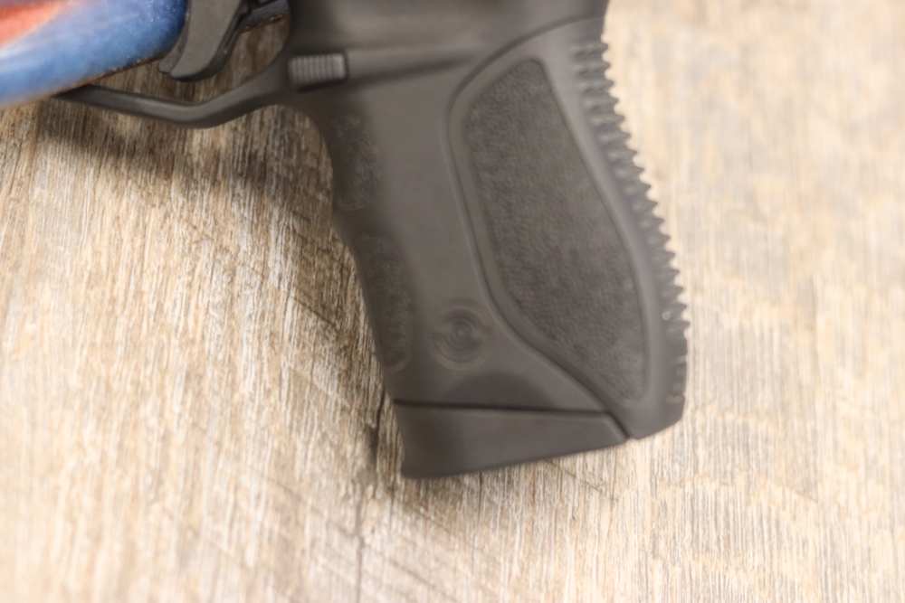 STOEGER STR9 9mm IN CASE WITH 4 MAGS 4INCH BARREL 30453969-img-6