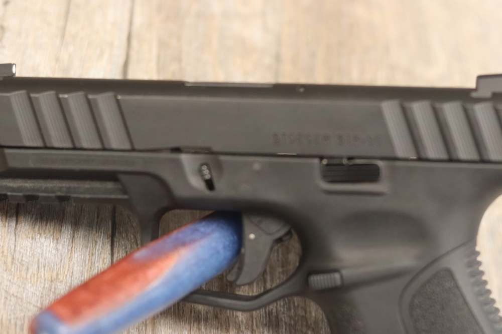 STOEGER STR9 9mm IN CASE WITH 4 MAGS 4INCH BARREL 30453969-img-7